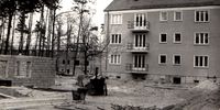 1960 Bau der eigenen W&auml;scherei neben Kienitzer Str. 3-b (Block 2)